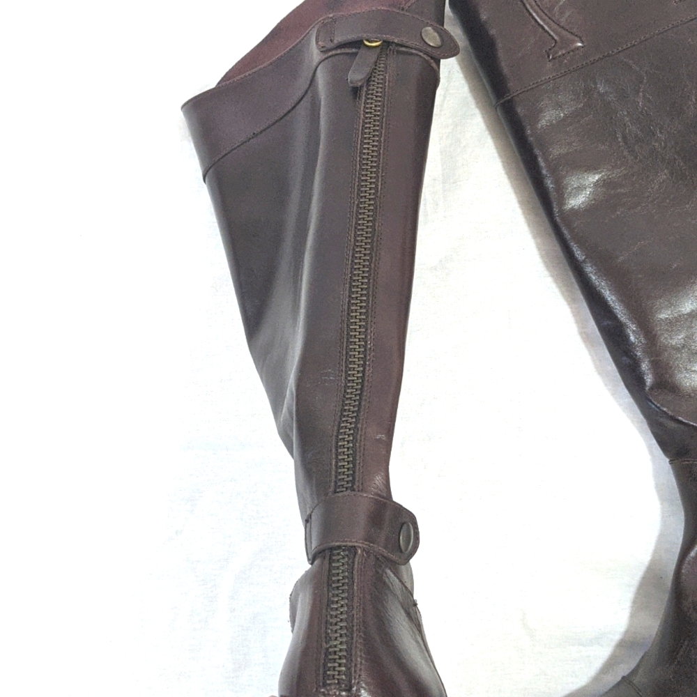 Etienne Aigner Ryder Equestrian Boots - Picture 3 of 5